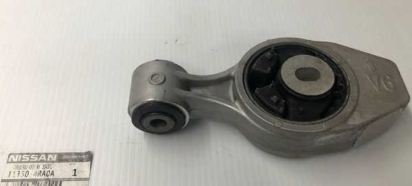 SOPORTE DE MOTOR - De Torque/Torsión. 3.5L. VQ35 foto 3