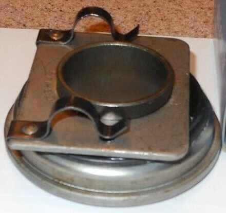 RODAMIENTO DESPLAZADOR - Con Placa/Soporte. 77.77x36.50x36.07mm