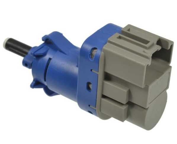 INTERRUPTOR DE FRENO - 4 Conectores