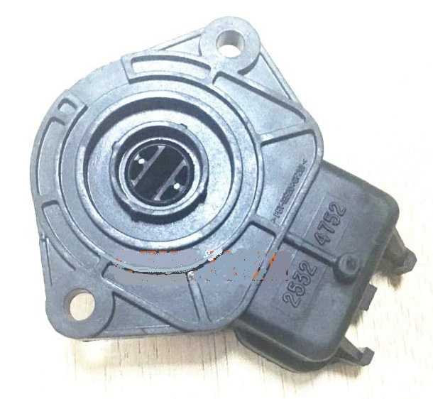 SENSOR DE POSICIÓN DE ACELERADOR - En el Pedal foto 1
