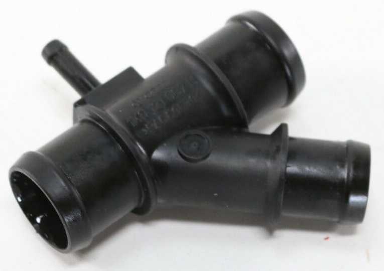 CONECTOR DE SALIDA DE AGUA - 2.0L; 1.2L, 1.4L, 1.8L, 2.5L