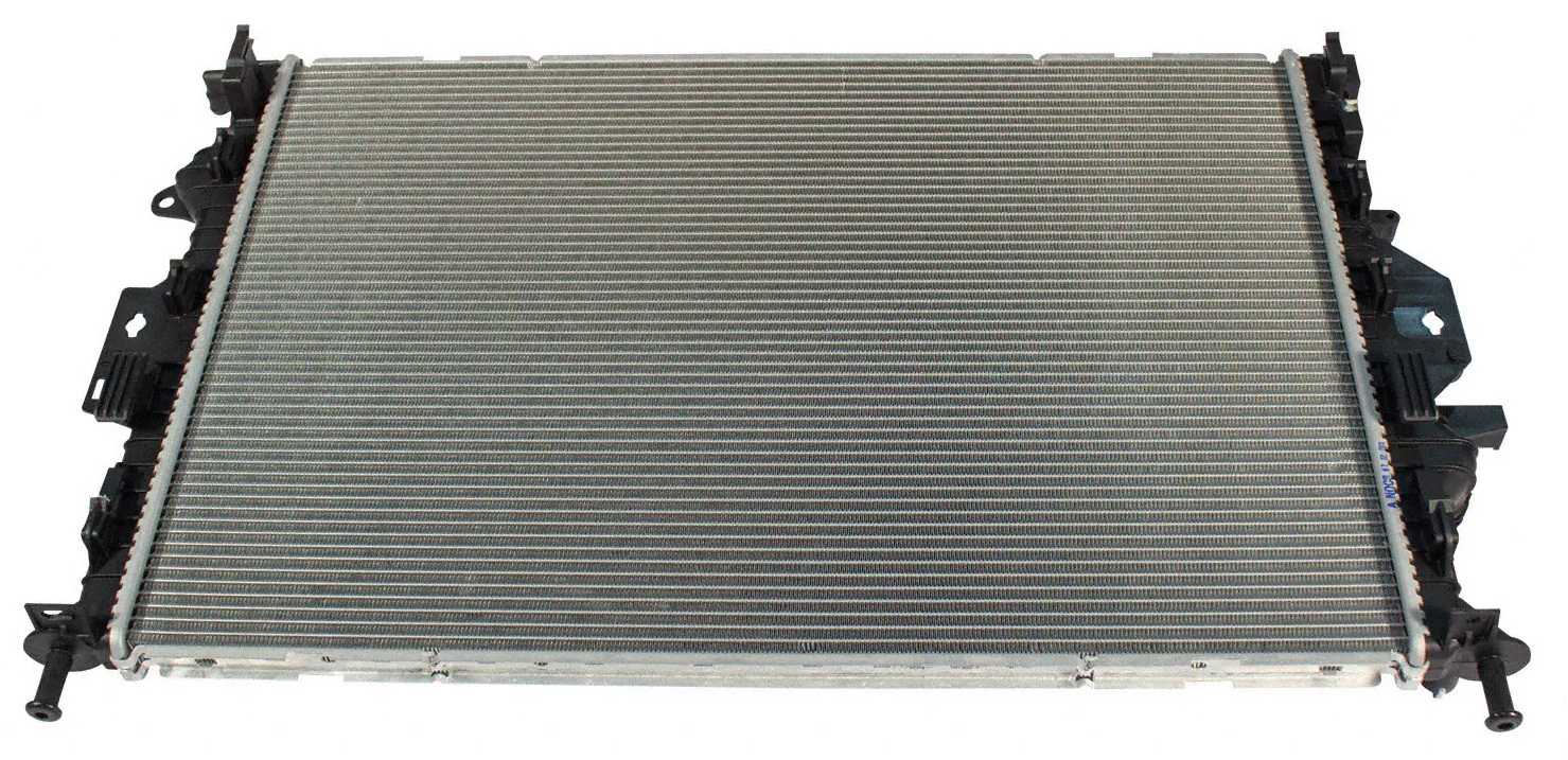 RADIADOR DE MOTOR - 2.0L foto 2