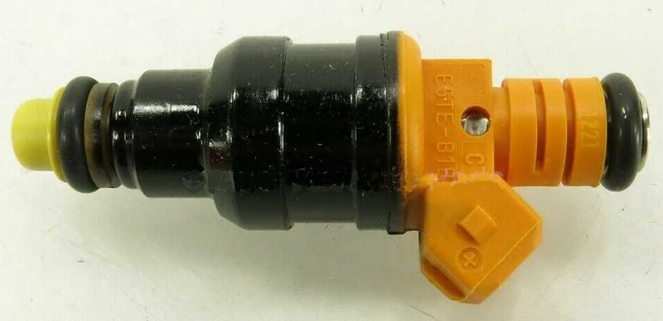 INYECTOR - 4.9L 5.0L 5.8L foto 1