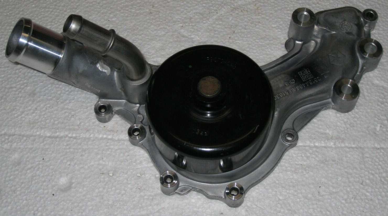 BOMBA DE AGUA - 3.6L